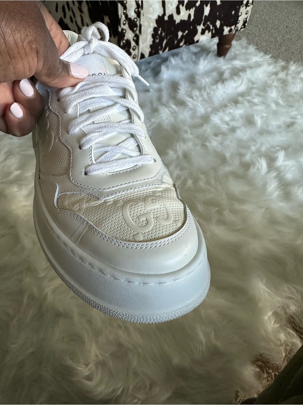 Gucci women’s Cream/White Platform Sneakers - Picture 4 of 8